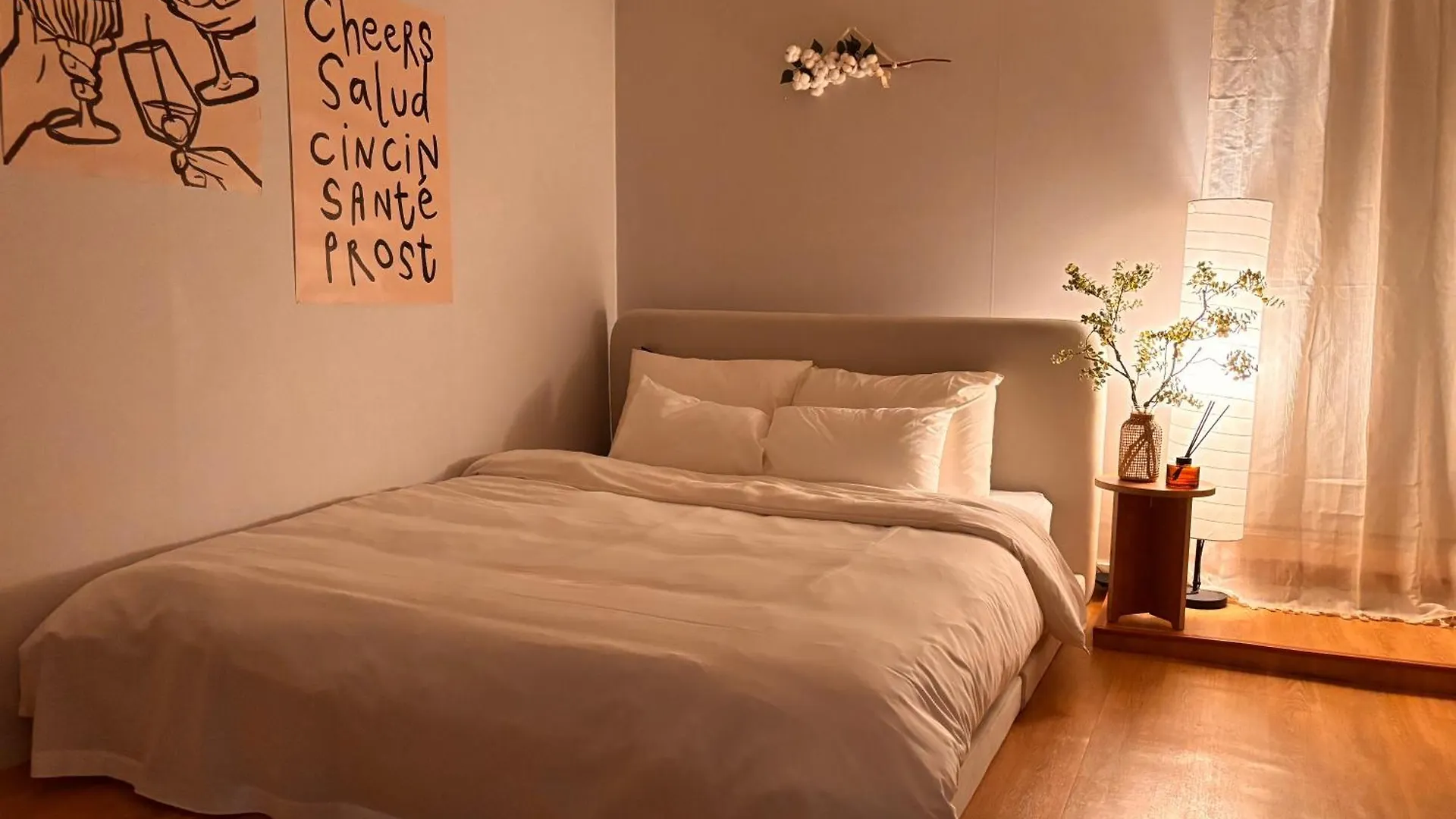 호텔 아미 부평문화거리점 인천 0*,  대한민국